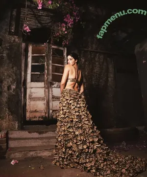 Ananya Pandey / ananyapanday nude photo #0131