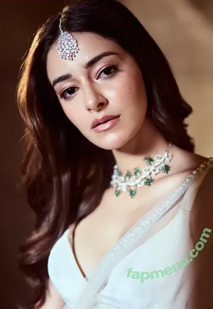 Ananya Pandey / ananyapanday nude photo #0139