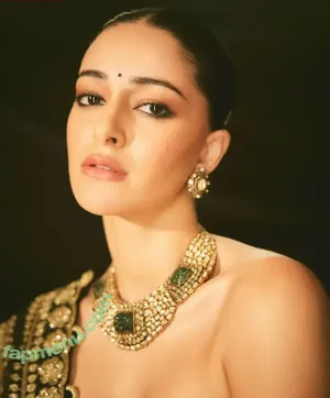 Ananya Pandey / ananyapanday nude photo #0146