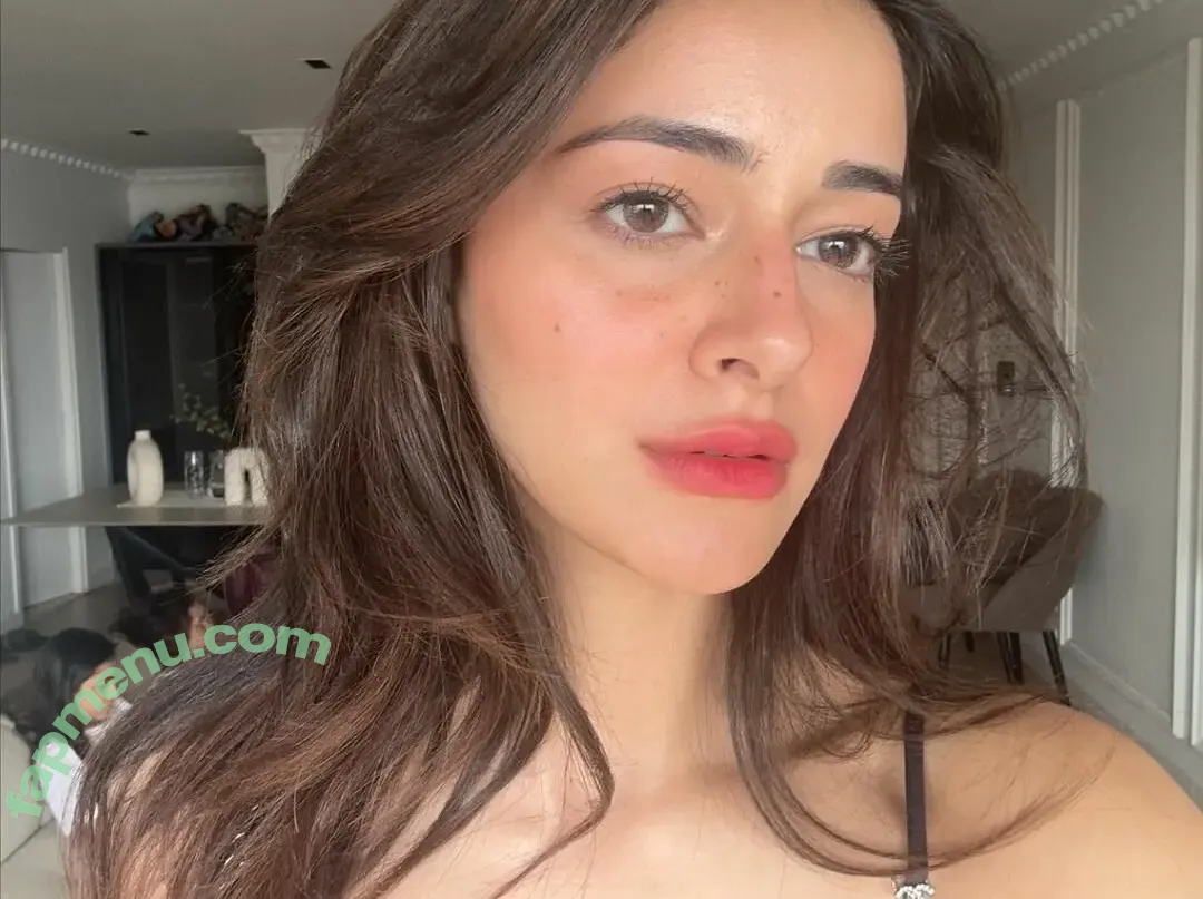 Ananya Pandey nude photo #0058 (ananyapanday)