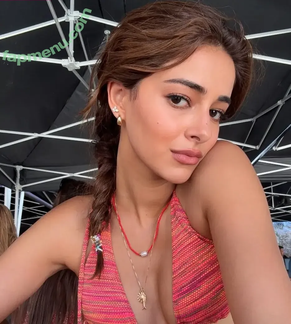 Ananya Pandey nude photo #0213 (ananyapanday)