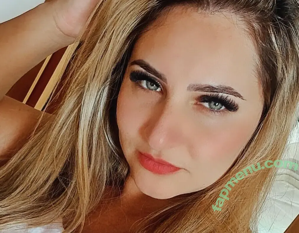 Anaqueirooz24 nude photo #0003 (Ana Paula Queiróz / Ana Queiroz)