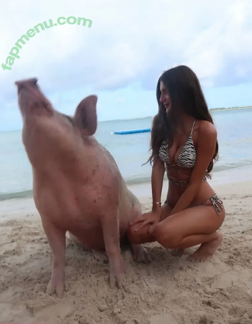 Anasia Sustic nude photo #0025 (anasia.sustic)