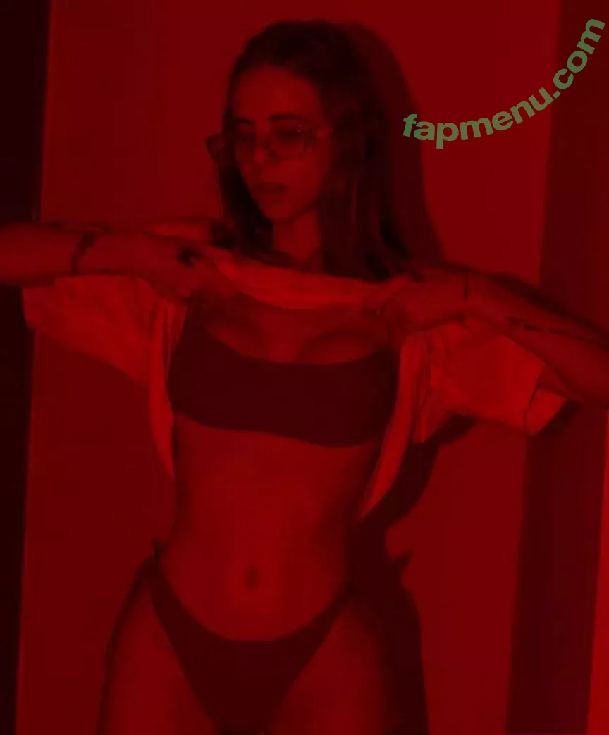 AnasoClash nude photo #0005 (Ana Ovalles / ana_ovalles)
