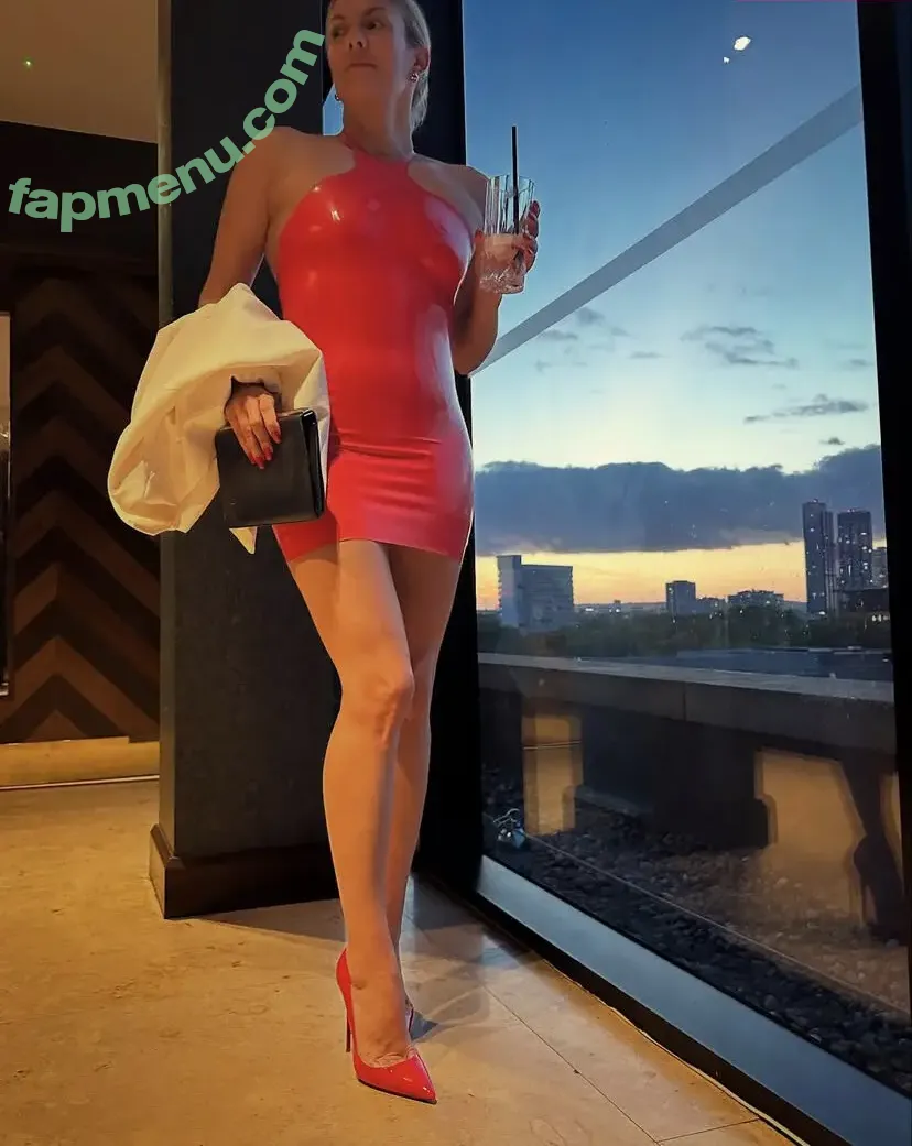 Anastasia In Heels nude photo #0004 (highheelsdressesandmore)