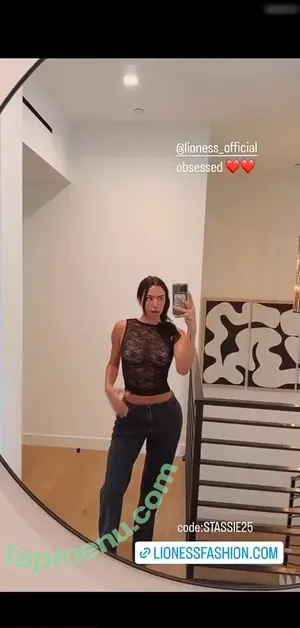 Anastasia Karanikolaou / Stassiebaby / babygirlstassie / staskaranikolaou nude photo #0437