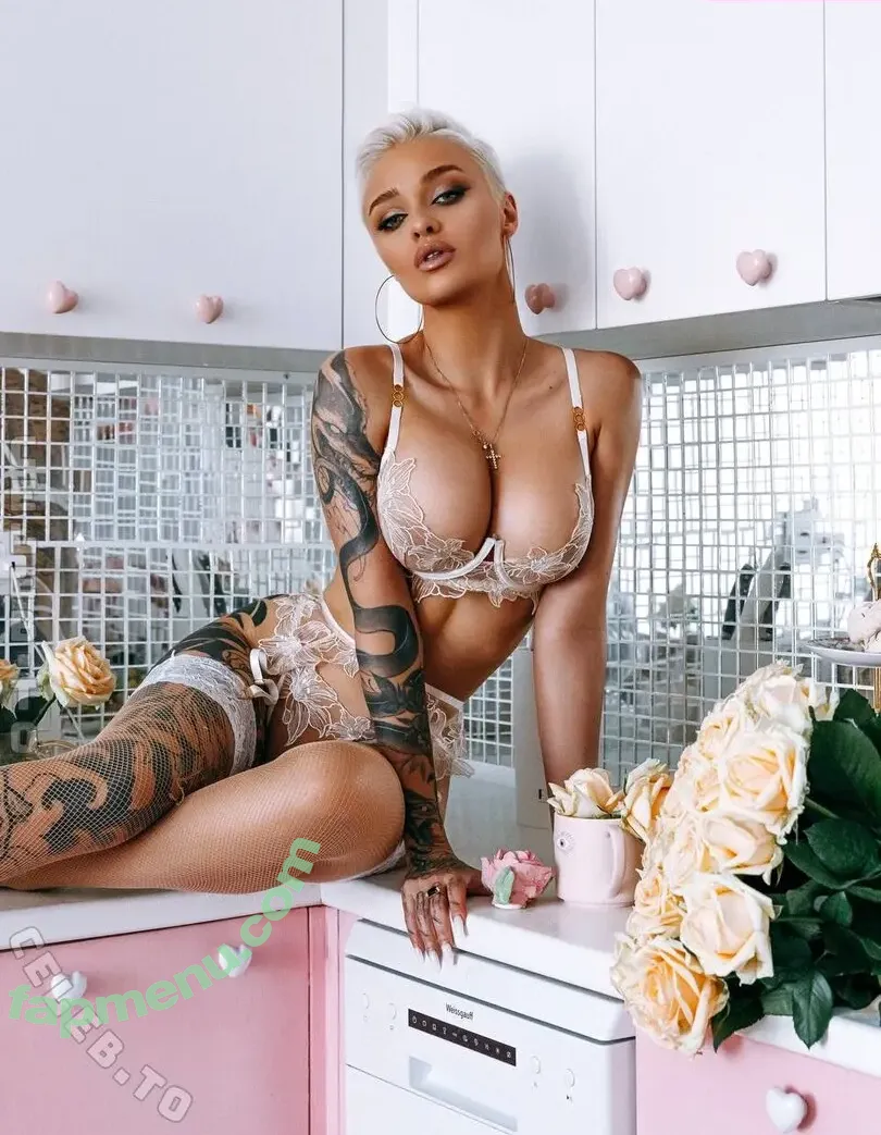 Anastasia Khamraeva nude photo #0076 (anastasia.rfd / farruhhhamraeva)