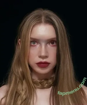 Anastasia Kreslina / IC3PEAK / ndless nude photo #0077