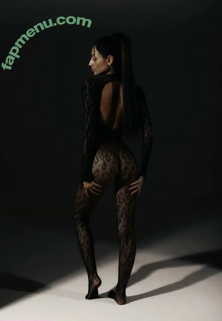 anastasiaaaaa1 nude photo #0007 (l_i_g_h_t_e_rr / u477937766)