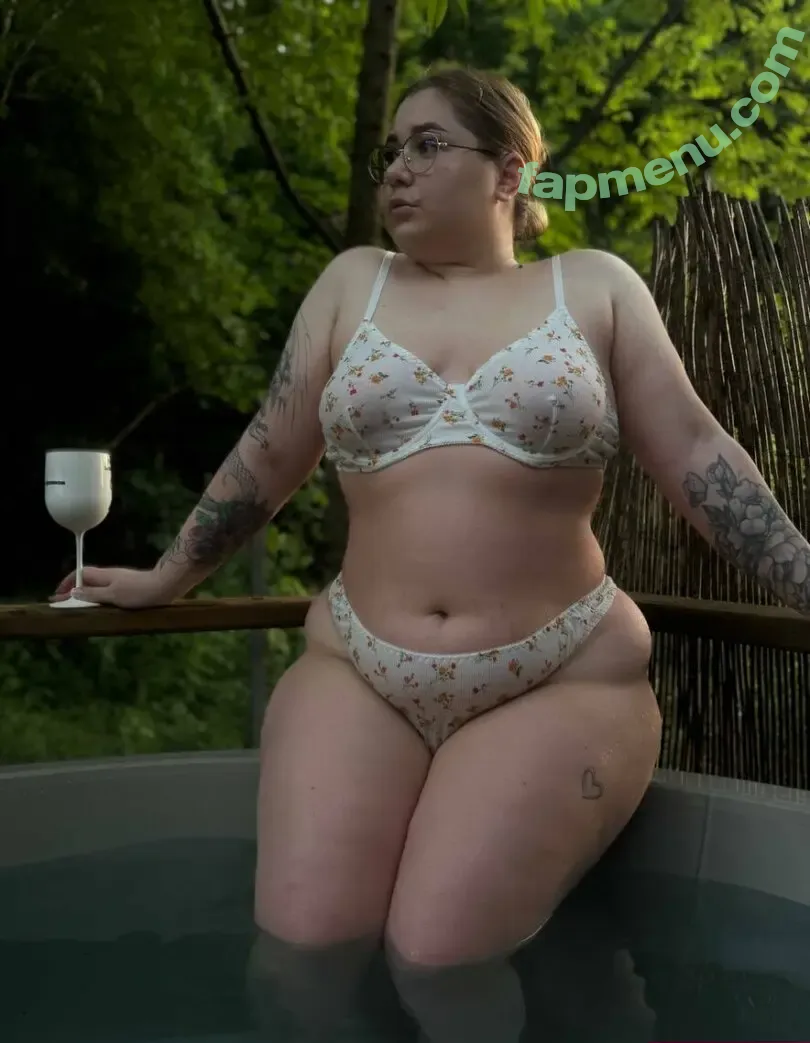 AnastasiaVolk nude photo #0005 (LadySambuca / anastasiavolk___)