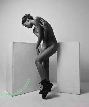 Anastasiia Zakharenko / Gvenssye / zakharenkoanastasiia_ nude photo #0489