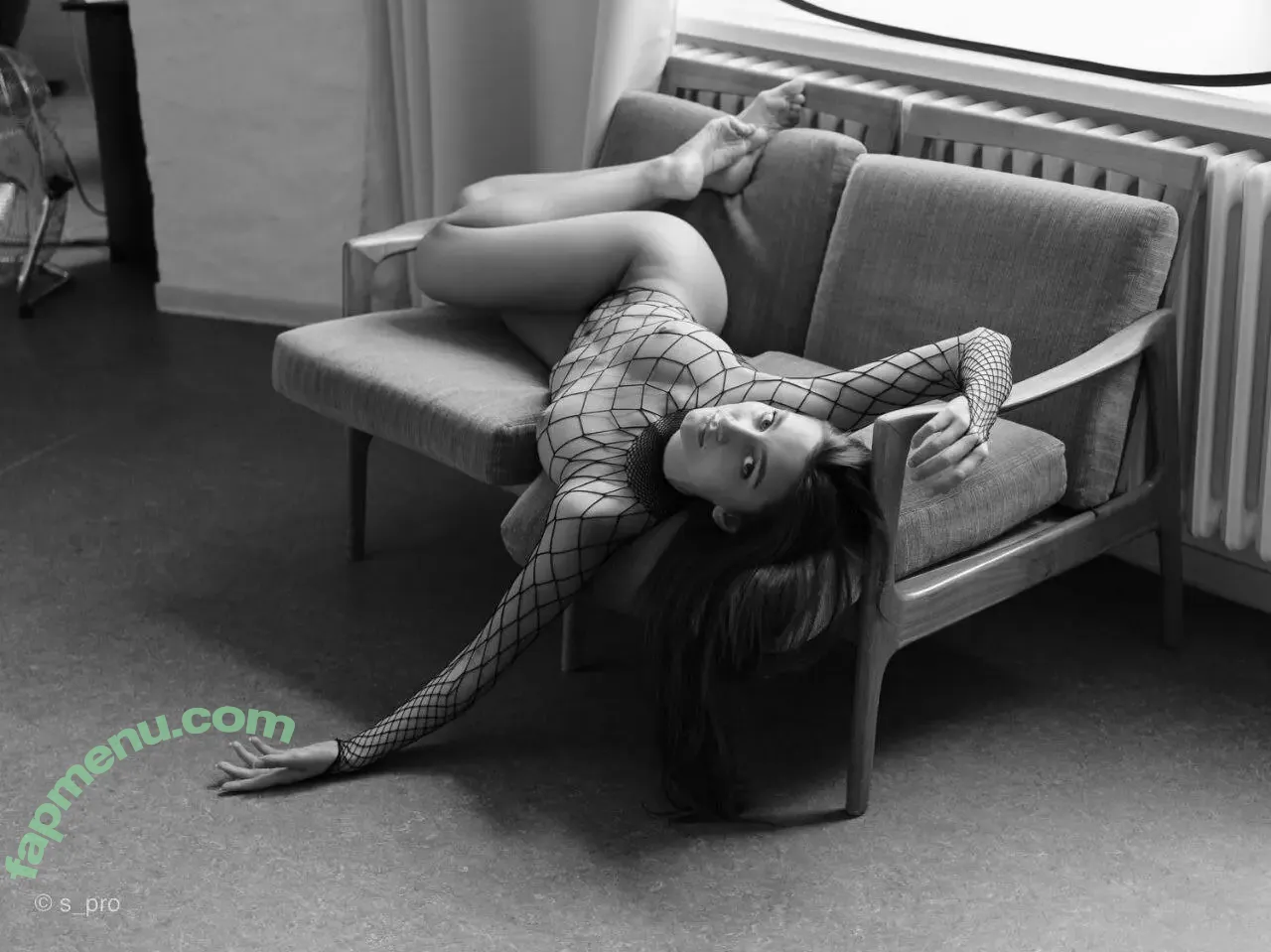 Anastasiia Zakharenko nude photo #0007 (Gvenssye / zakharenkoanastasiia_)