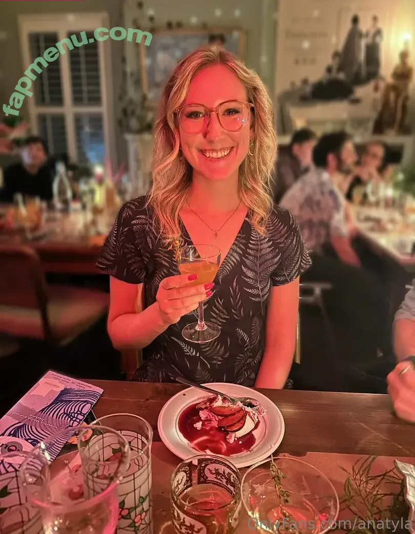 anatyla nude photo #0146 (anatylacosplay)