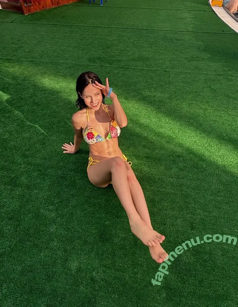 Anayami nude photo #0436 (_anayami / lilbunbunny)