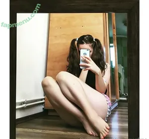  nude photo #0004