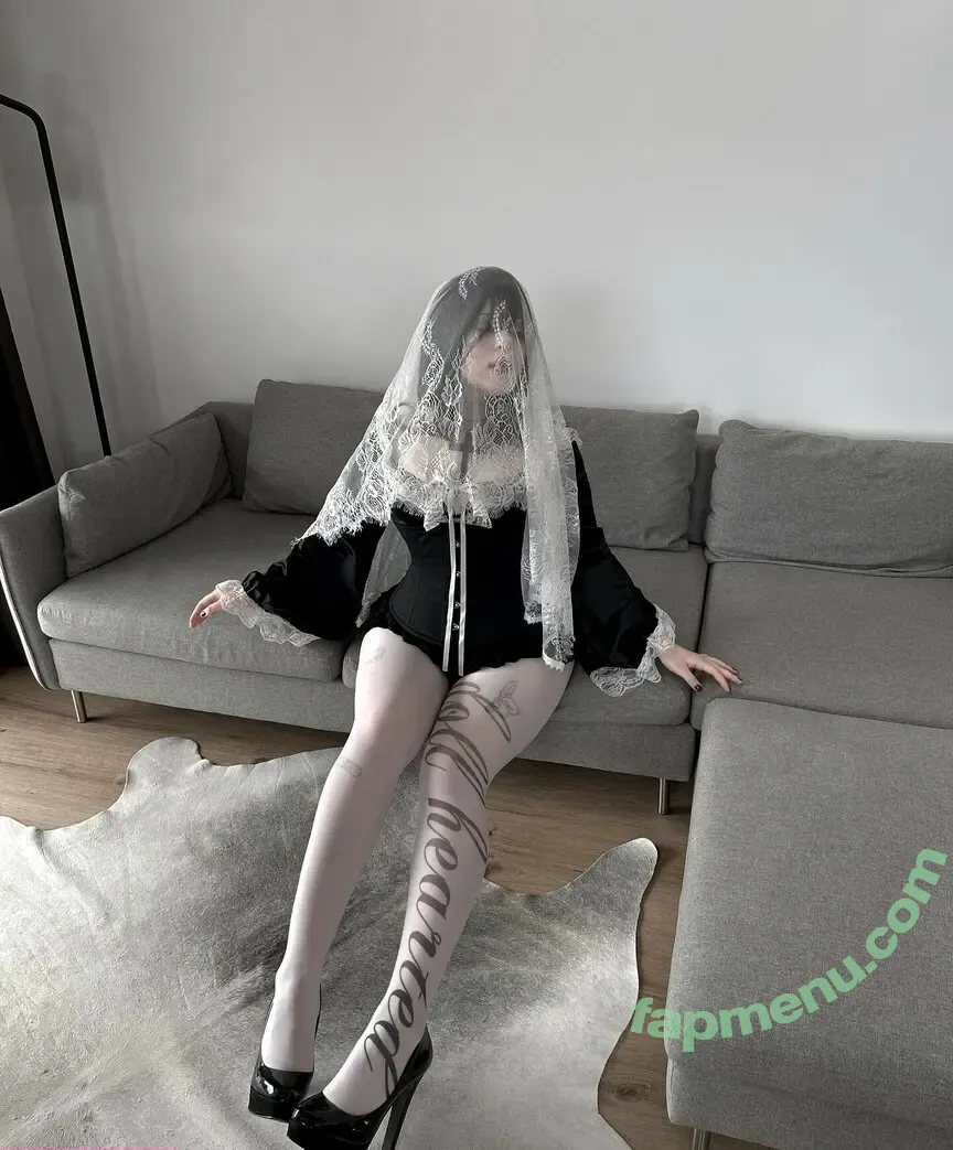 andasrose nude photo #0122 (andasrose)