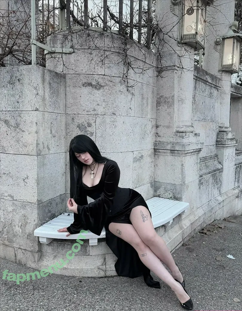 andasrose nude photo #0146 (andasrose)