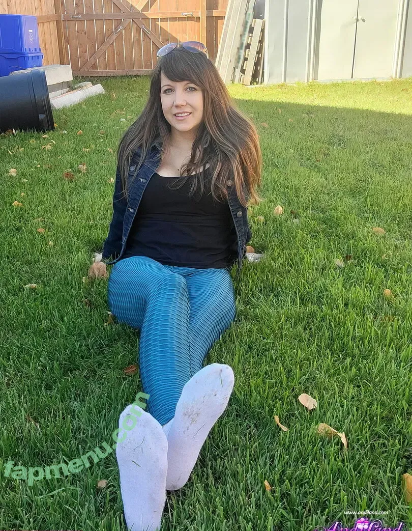 Andi Land nude photo #7702 (andiland / land8576 / therealandiland)