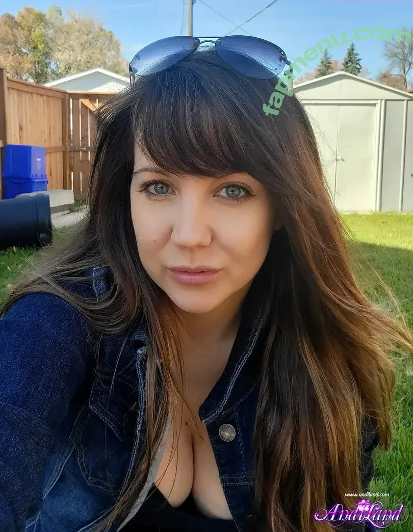 Andi Land nude photo #7703 (andiland / land8576 / therealandiland)