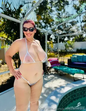 andipeacockdd / purple.poisonjp nude photo #0117