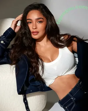 Andrea Brillantes / Blythe nude photo #0136