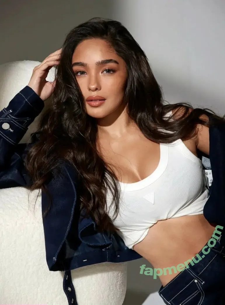 Andrea Brillantes nude photo #0128 (Blythe)