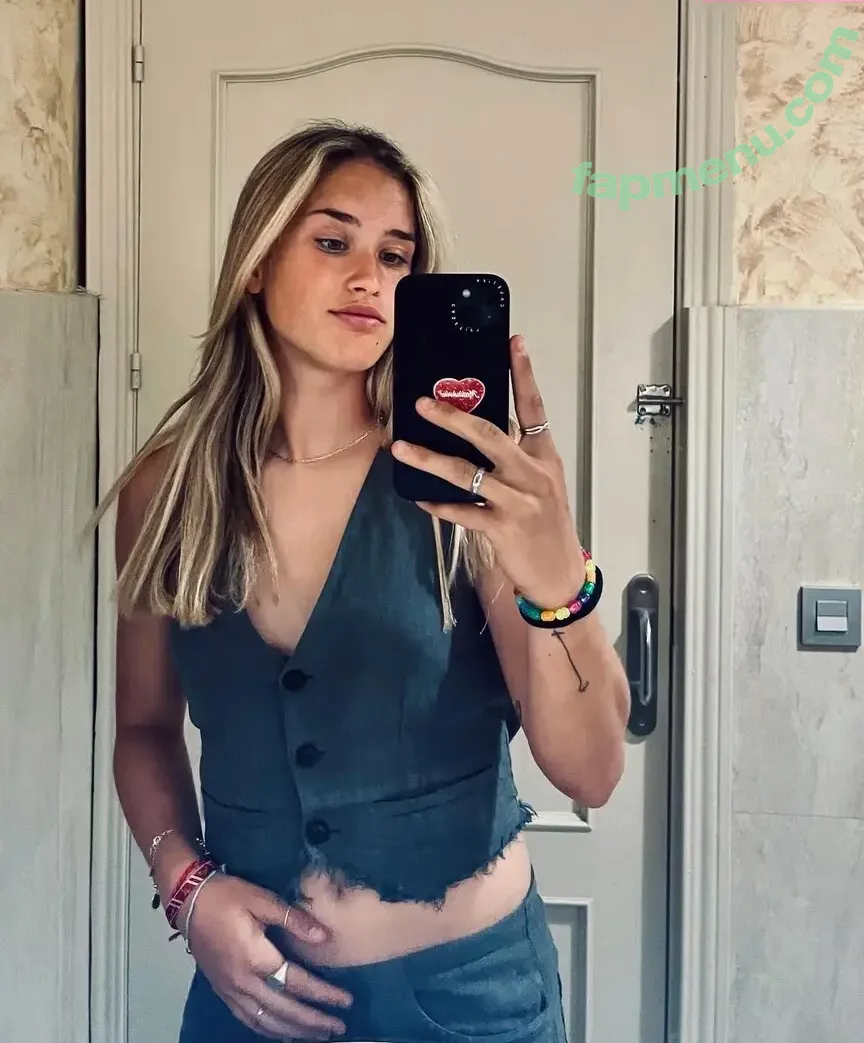 Andrea Medina nude photo #0002 (Andrea Medina)