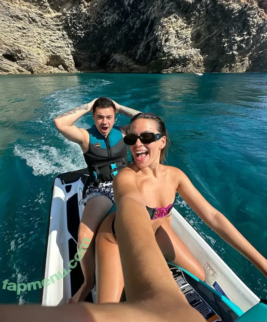 Andrea Mengual nude photo #0147 (Andre_Mengual / andreiflu / andreiiflu)