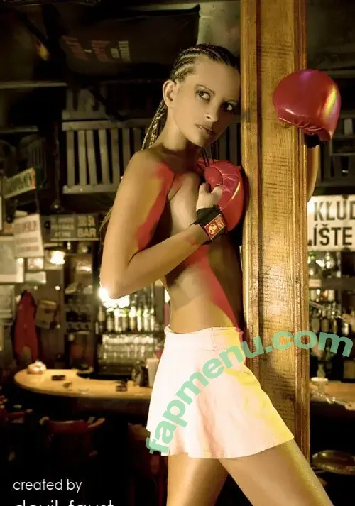 Andrea Paliatková Reina nude photo #0069 (r_de_reina)