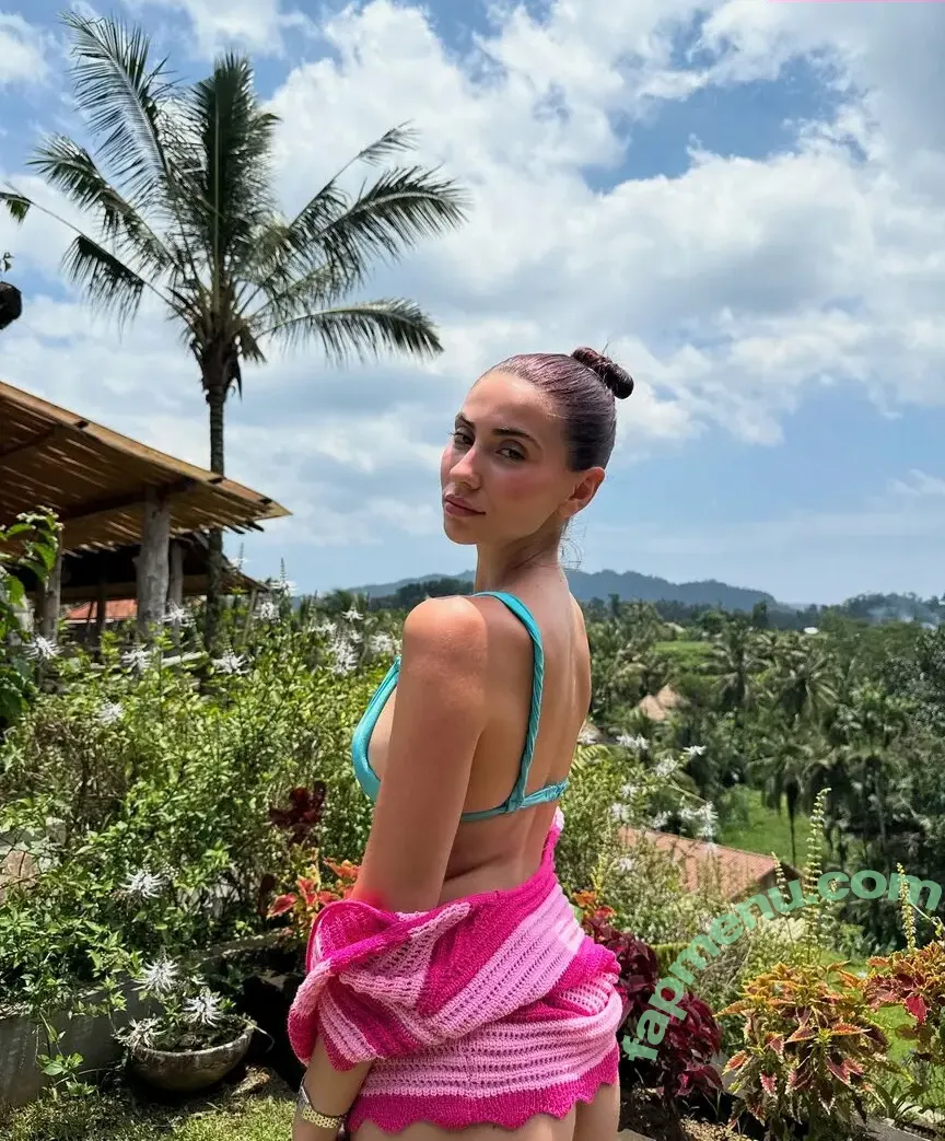 andreagarte nude photo #0021 (andreagarte)