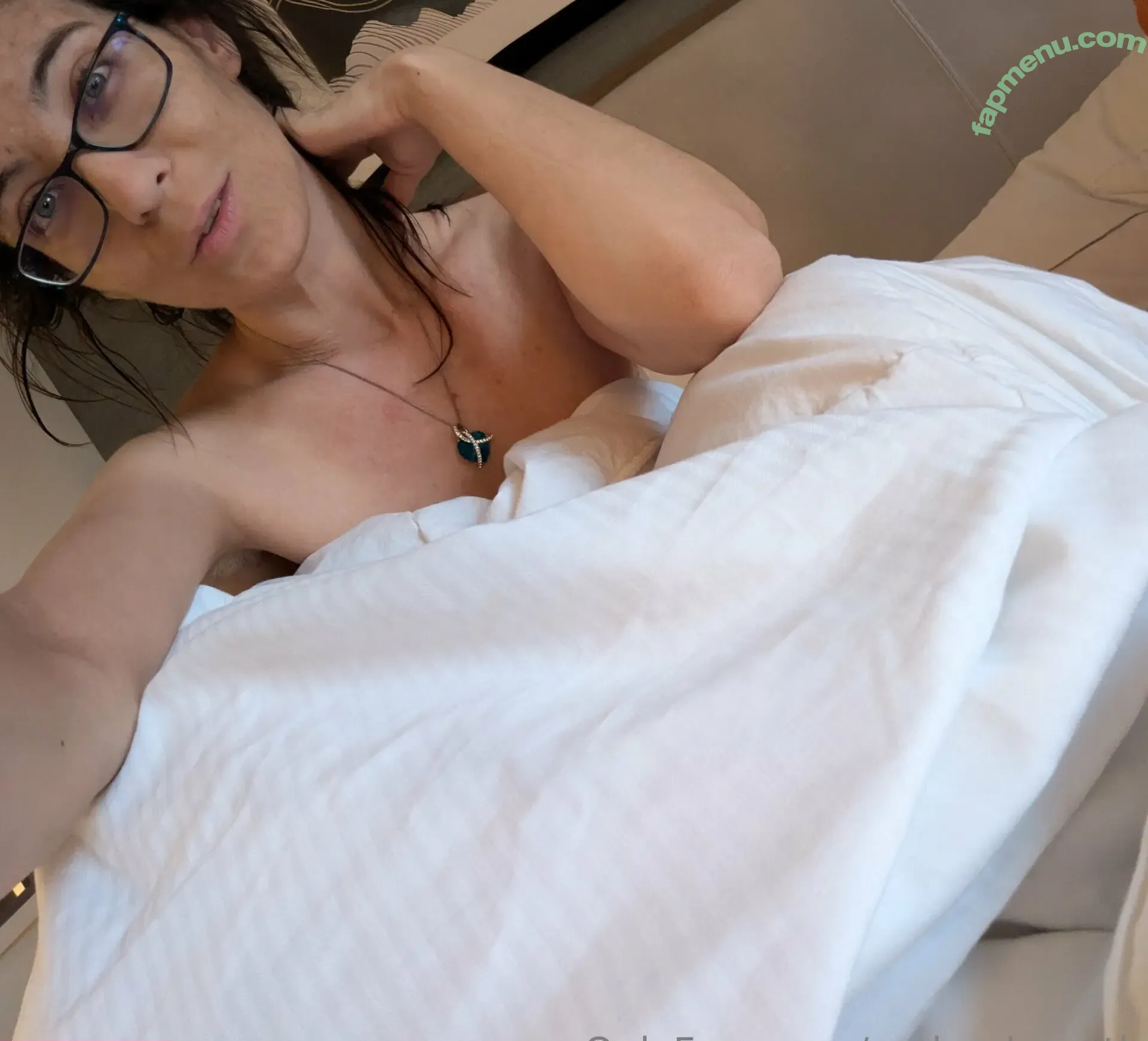 andrealeeroth nude photo #0024 (andrealeeroth)