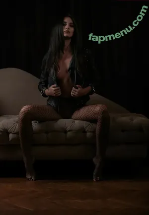 Andreea Petre / andreeaepetre nude photo #0016