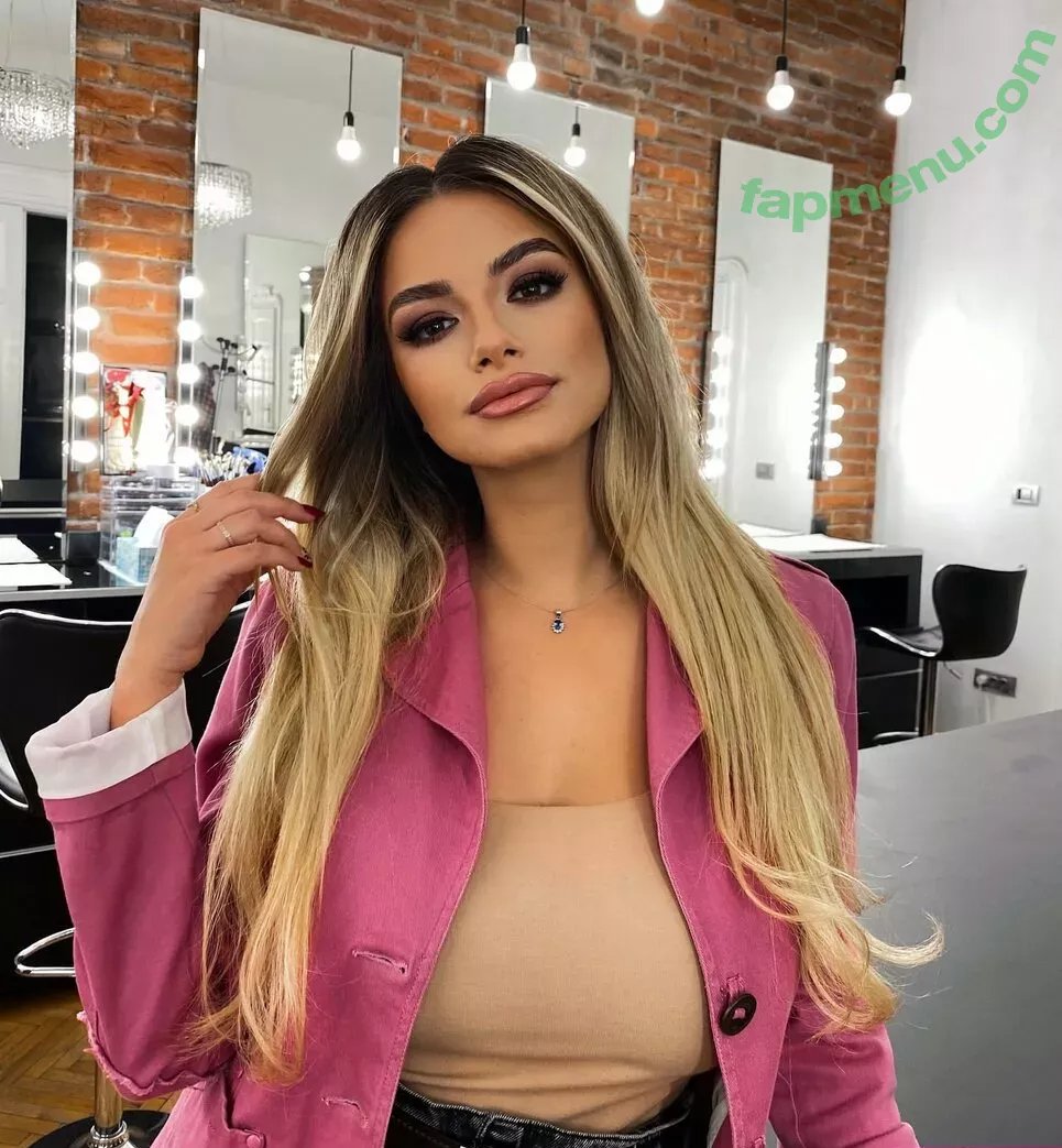 Andreea Ungur nude photo #0125 (andreearungur)