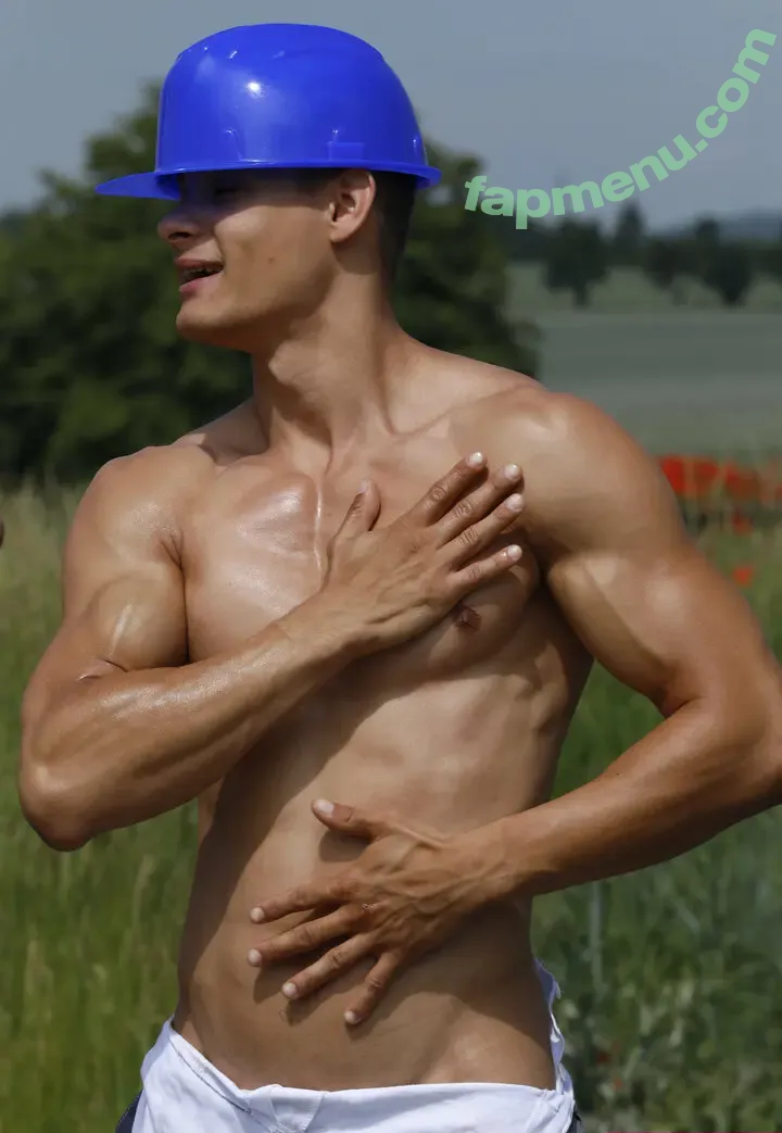 andrei_karenin nude photo #0057 (andrei_karenin)