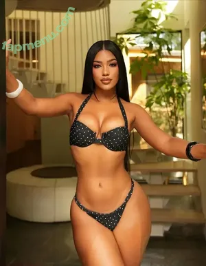 Andreina Santos / andreinasntos nude photo #0016