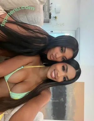 Andreina Santos / andreinasntos nude photo #0032