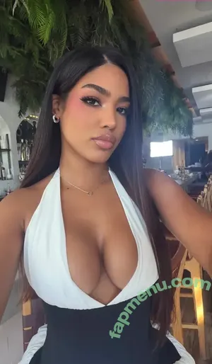 Andreina Santos / andreinasntos nude photo #0037