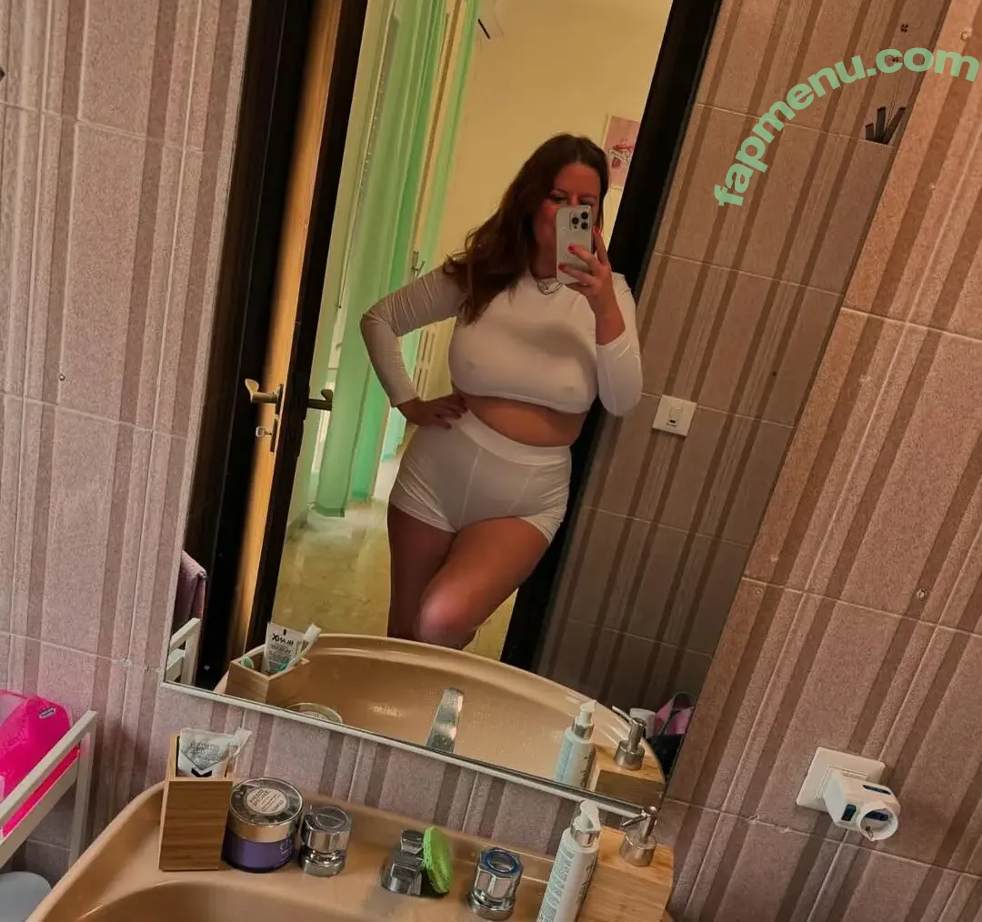 Andreina Serena nude photo #0025 (andreinasonoserena)