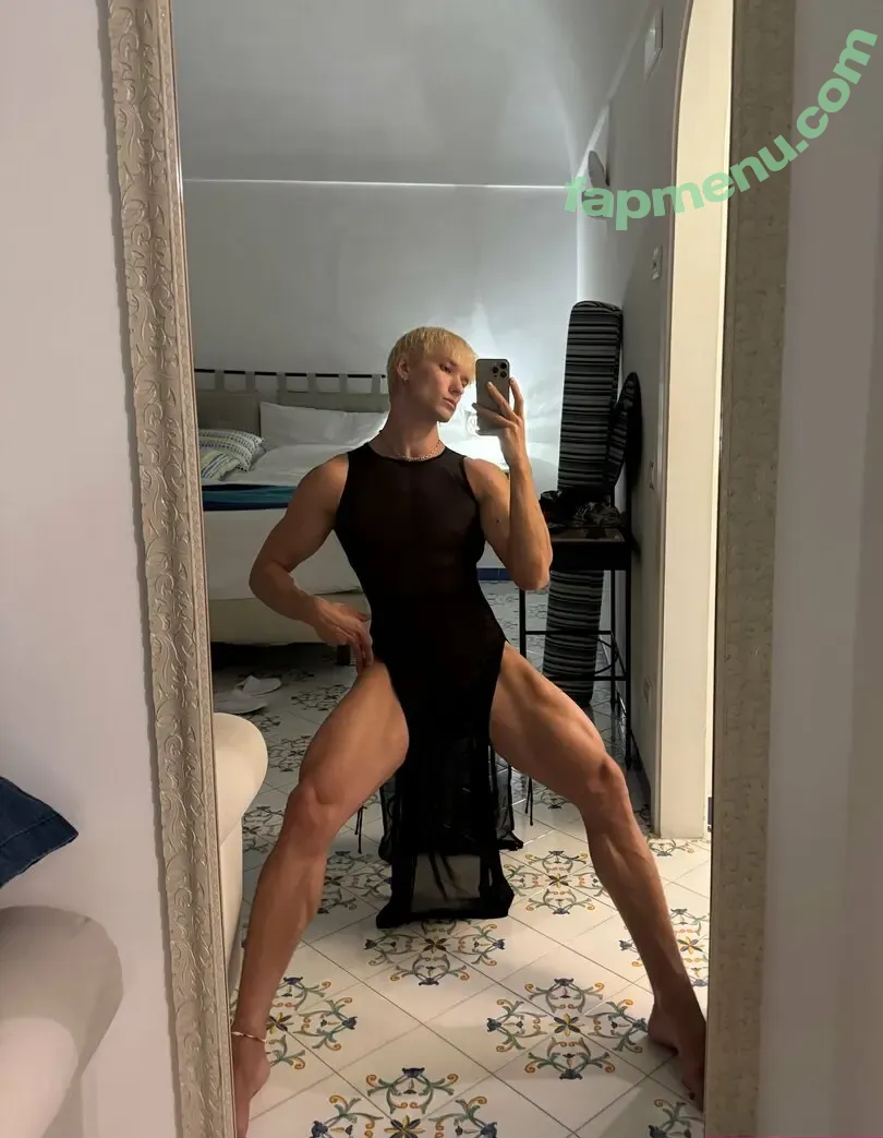 andrii_shine nude photo #0088 (andrii_shine)