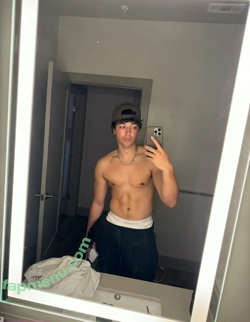 andystorms nude photo #0009 (andystorms)