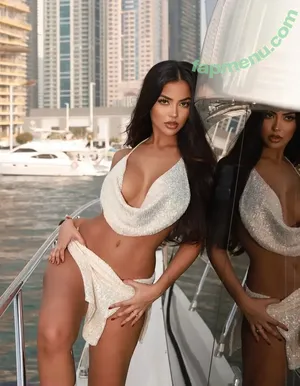 Aneeqa Farid / aneeqafarid nude photo #0506