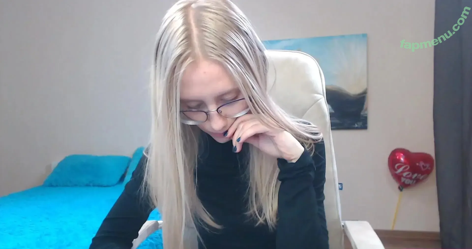 Angeellina.G nude photo #0003 (Angeellina.G)