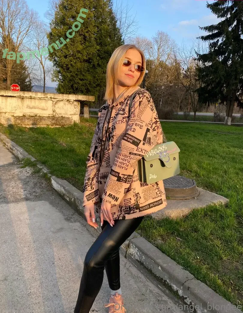 angel_blondee nude photo #0004 (angel_blondiee)