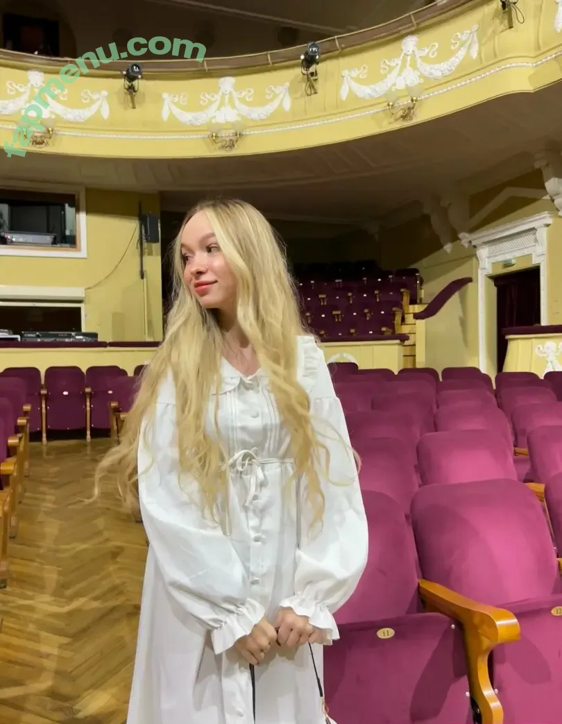 angel_crystal nude photo #0039 (angel_crystal1014)