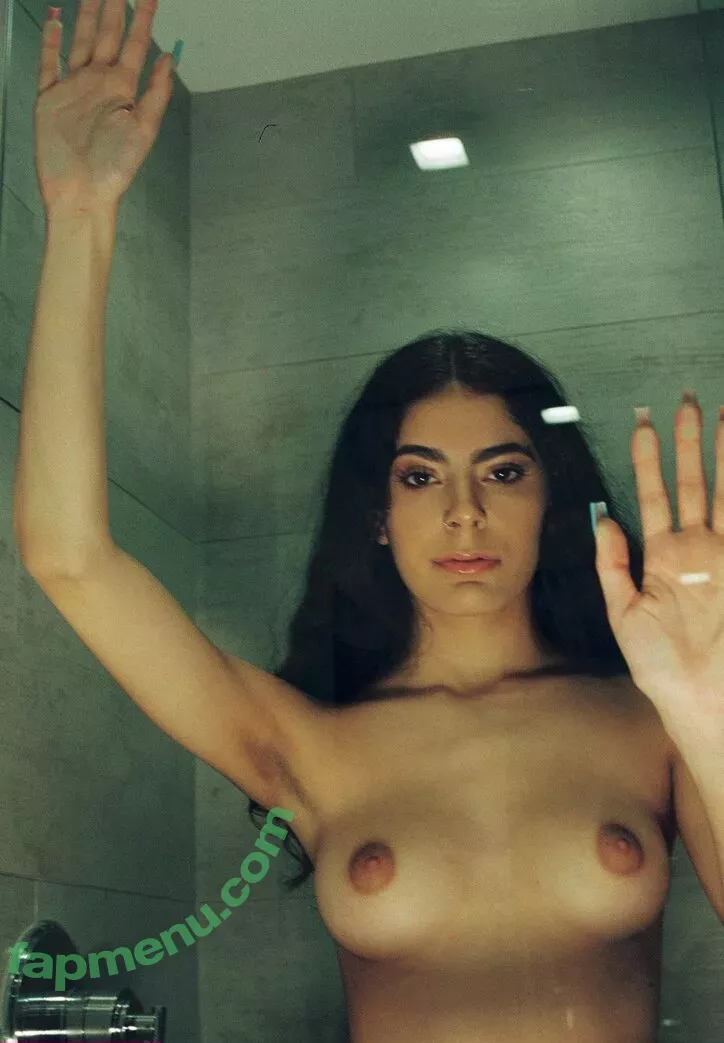 Angel Gostosa nude photo #0019 (starcr0ssangel / starcrossedangel)