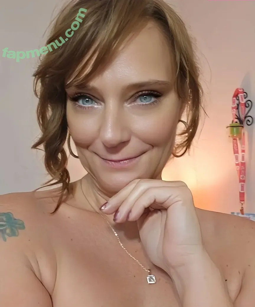 Angel_Grave nude photo #0014 (Allhaloproductions / angelgrave8)