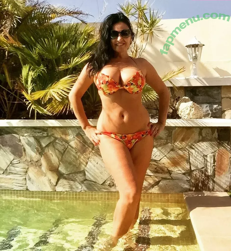 Angela Cavagna nude photo #0004 (angelacavagna)