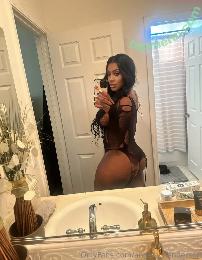 Angela Henderson nude photo #0059 (angela_henderson / angela_soglam)