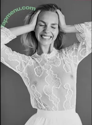 Angela Kajo / angelakajo nude photo #0024