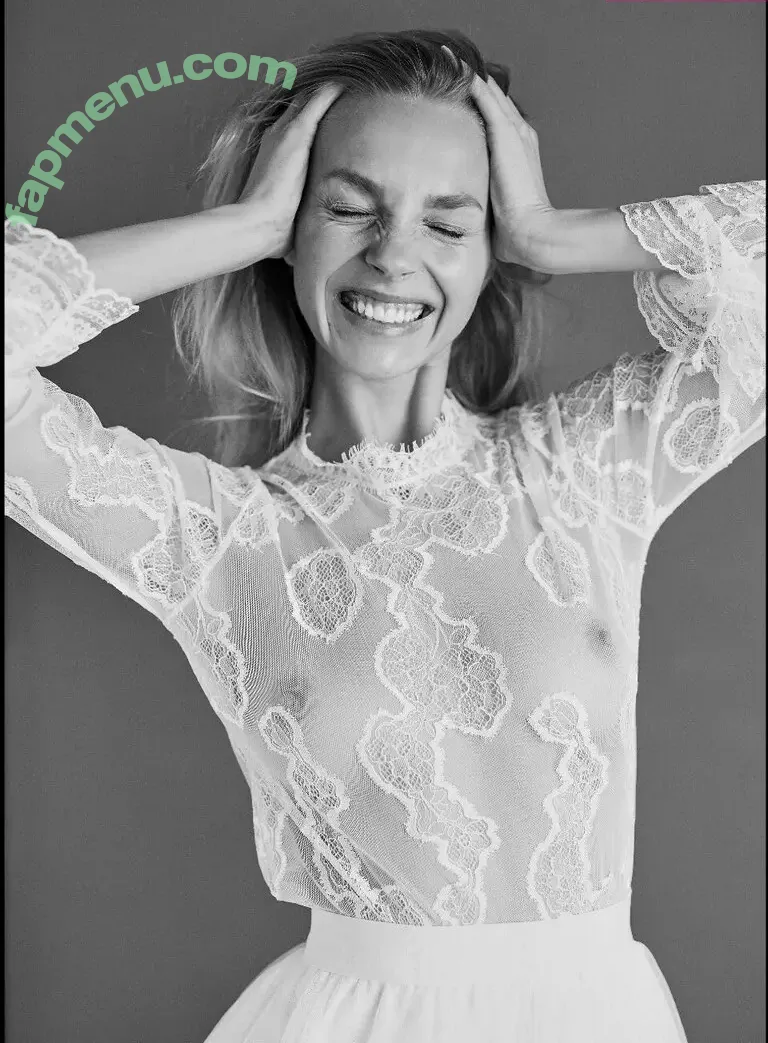 Angela Kajo nude photo #0024 (angelakajo)